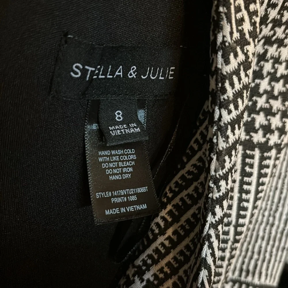 NWT houndstooth jumpsuit - Picture 3 of 5